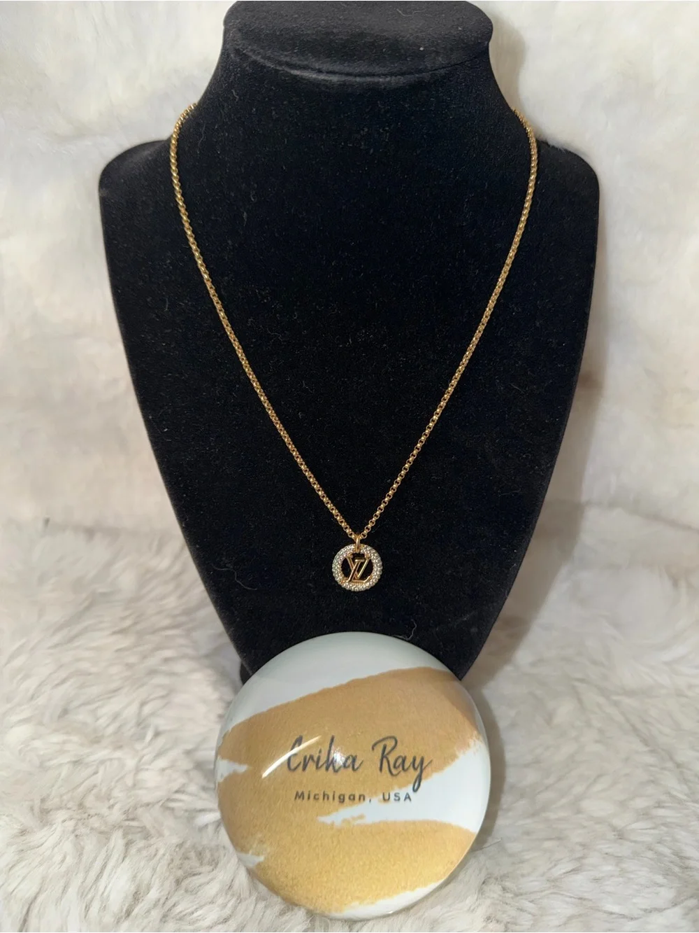 Louis Vuitton Gold Louise By Night Necklace